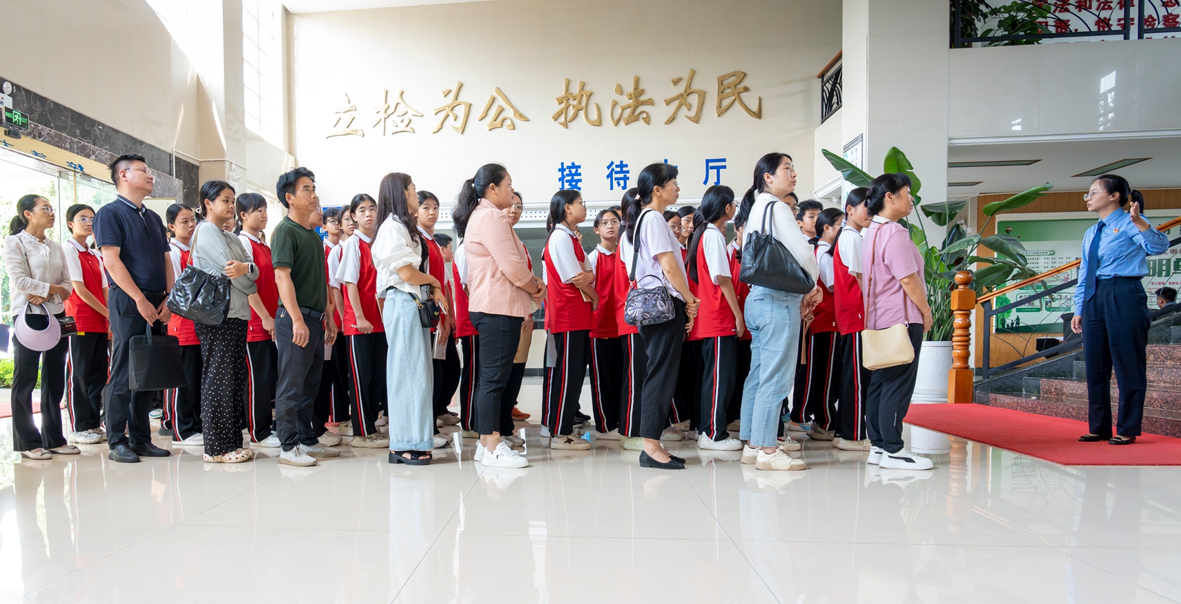 QQ02.jpg